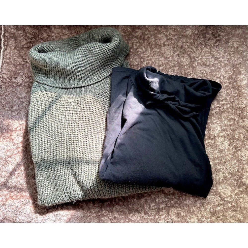 Women’s XL Cowl Sweaters